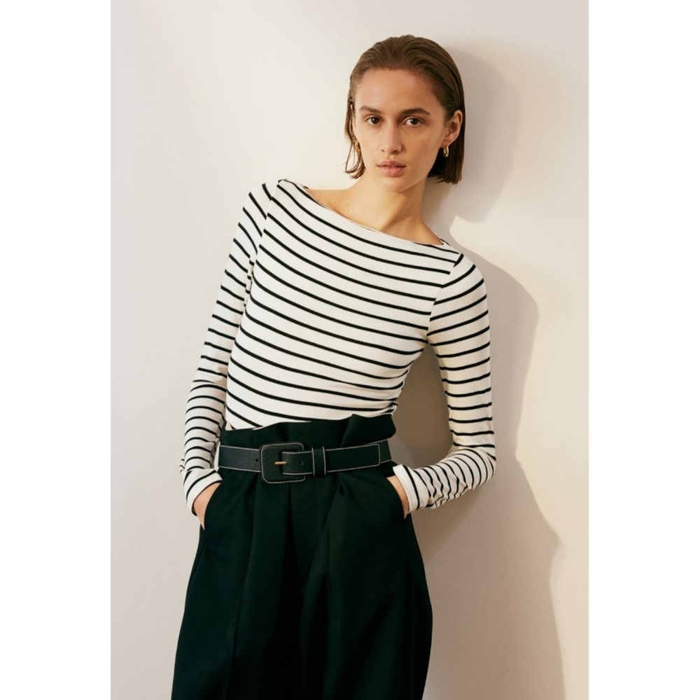 H&M White And Black Striped Long Sleeve Boat Neck Bodysuit
